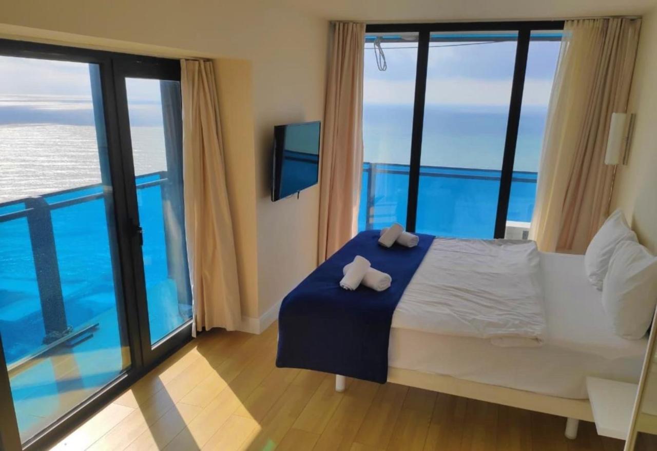 Orbi City Aparthotel Black Sea View Batumi Ngoại thất bức ảnh
