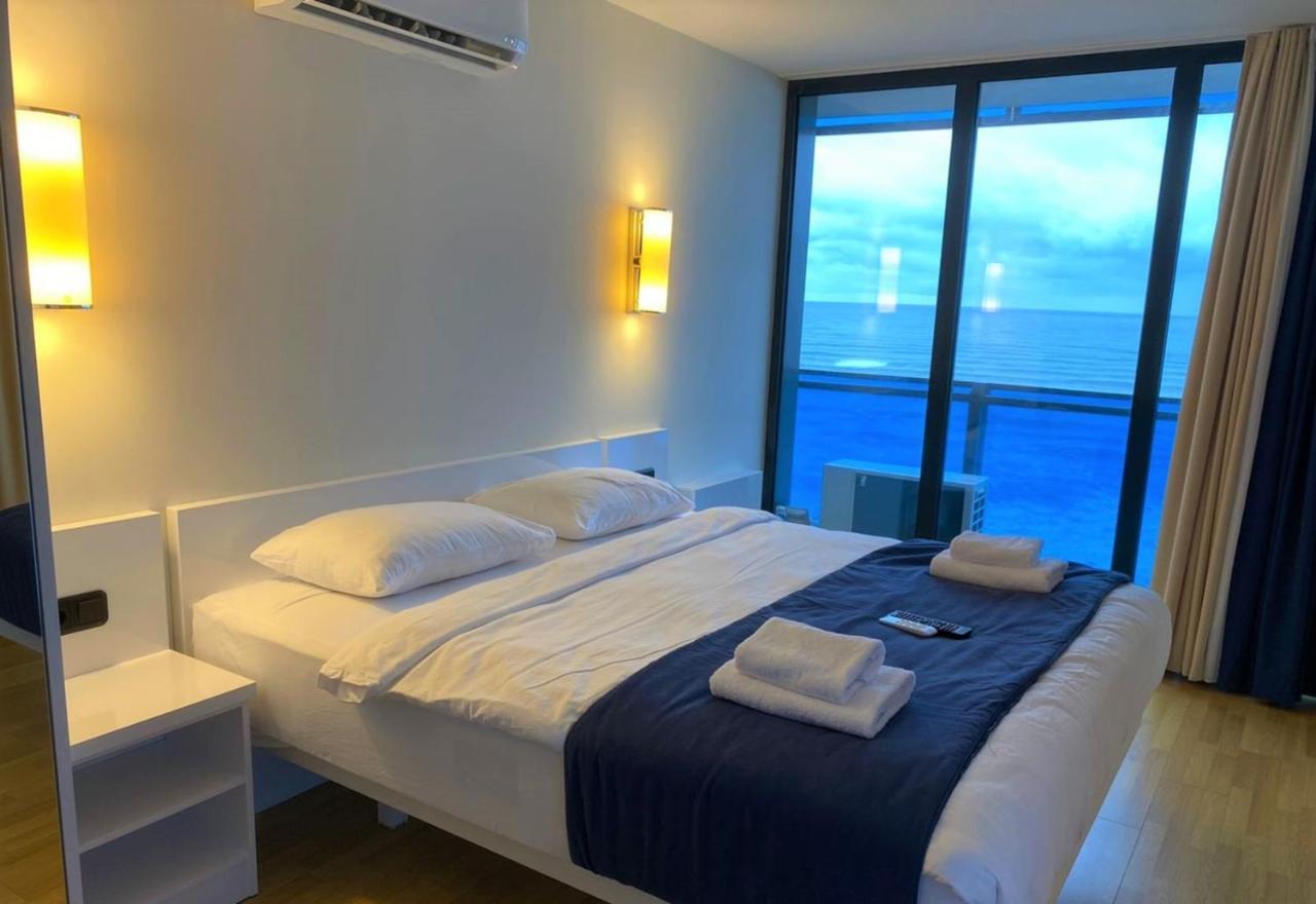 Orbi City Aparthotel Black Sea View Batumi Ngoại thất bức ảnh
